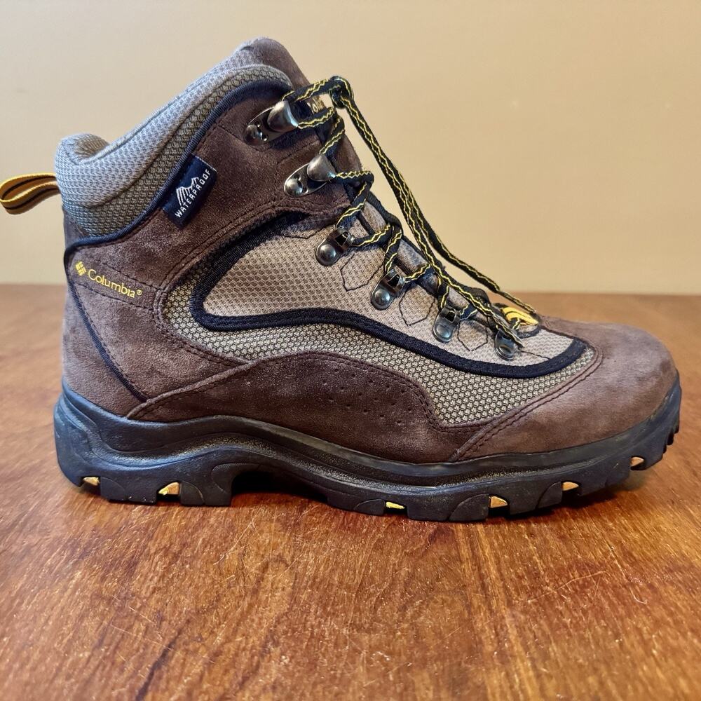 Columbia Men’s 10.5 Bonanza Peak Hiking Trail Boots Waterproof Omni Grip Brown